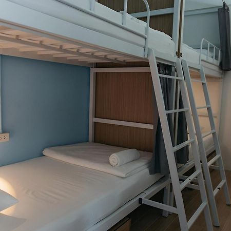 Apartemen studio 10 m² dengan 0 kamar mandi pribadi di Chatuchak Bangkok Bagian luar foto